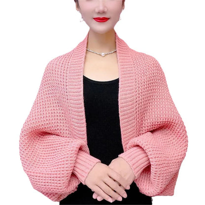 Modern coat with hollowed-out knitted scarf